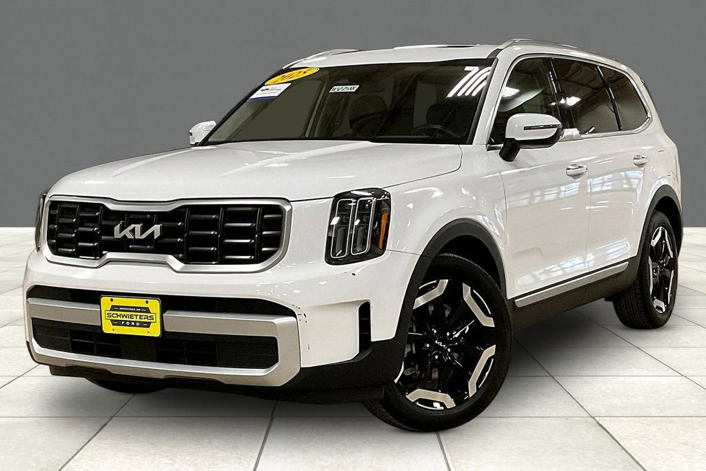 Used 2025 Kia Telluride S AWD/4WD image 2