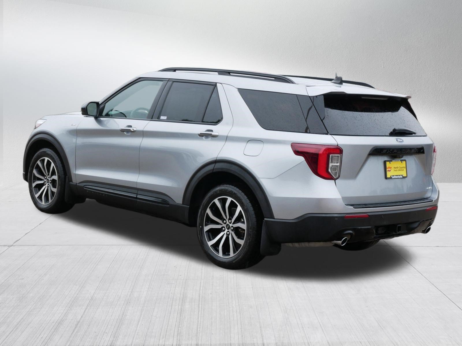 Certified 2023 Ford Explorer ST-Line w/ Class IV Trailer Tow Package AWD/4WD image 5