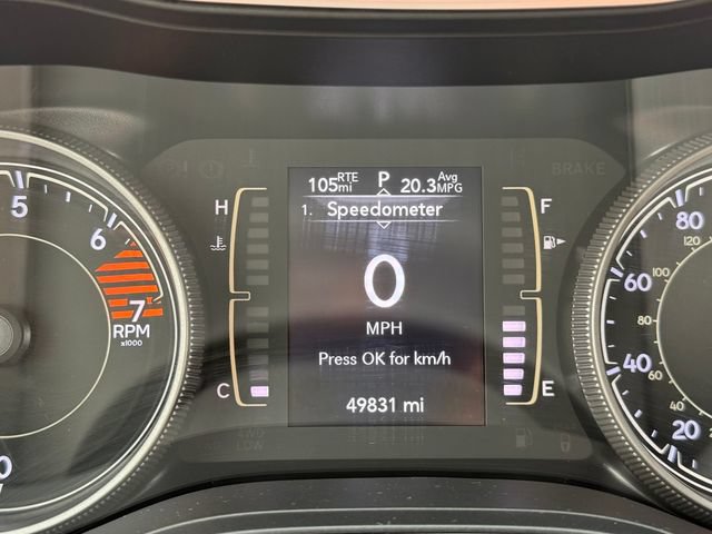 Used 2019 Jeep Cherokee Latitude w/ Popular Appearance Group FWD image 16