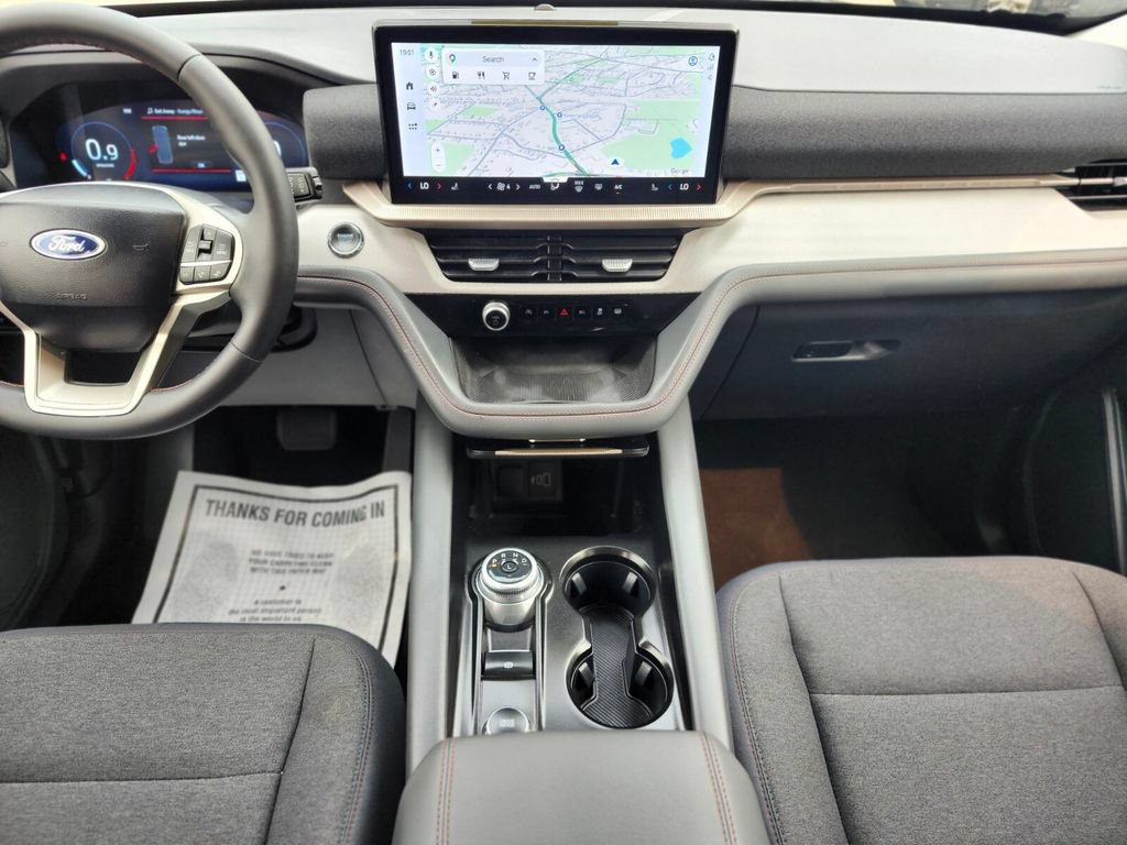 Certified 2025 Ford Explorer Active AWD/4WD image 14