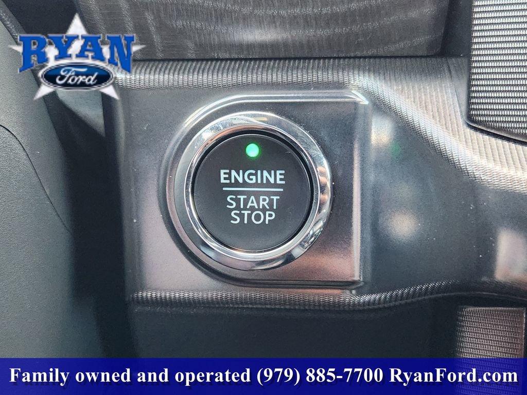 Certified 2023 Ford F150 Platinum w/ Equipment Group 701A High AWD/4WD image 16