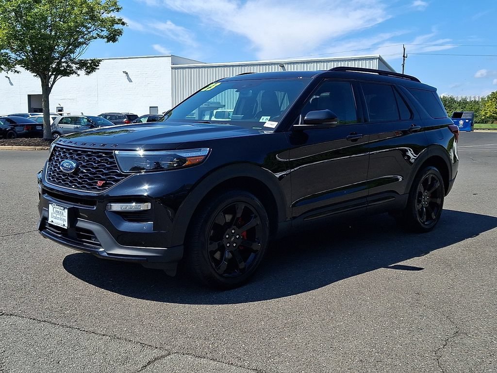 Certified 2023 Ford Explorer ST w/ Equipment Group 401A AWD/4WD image 6