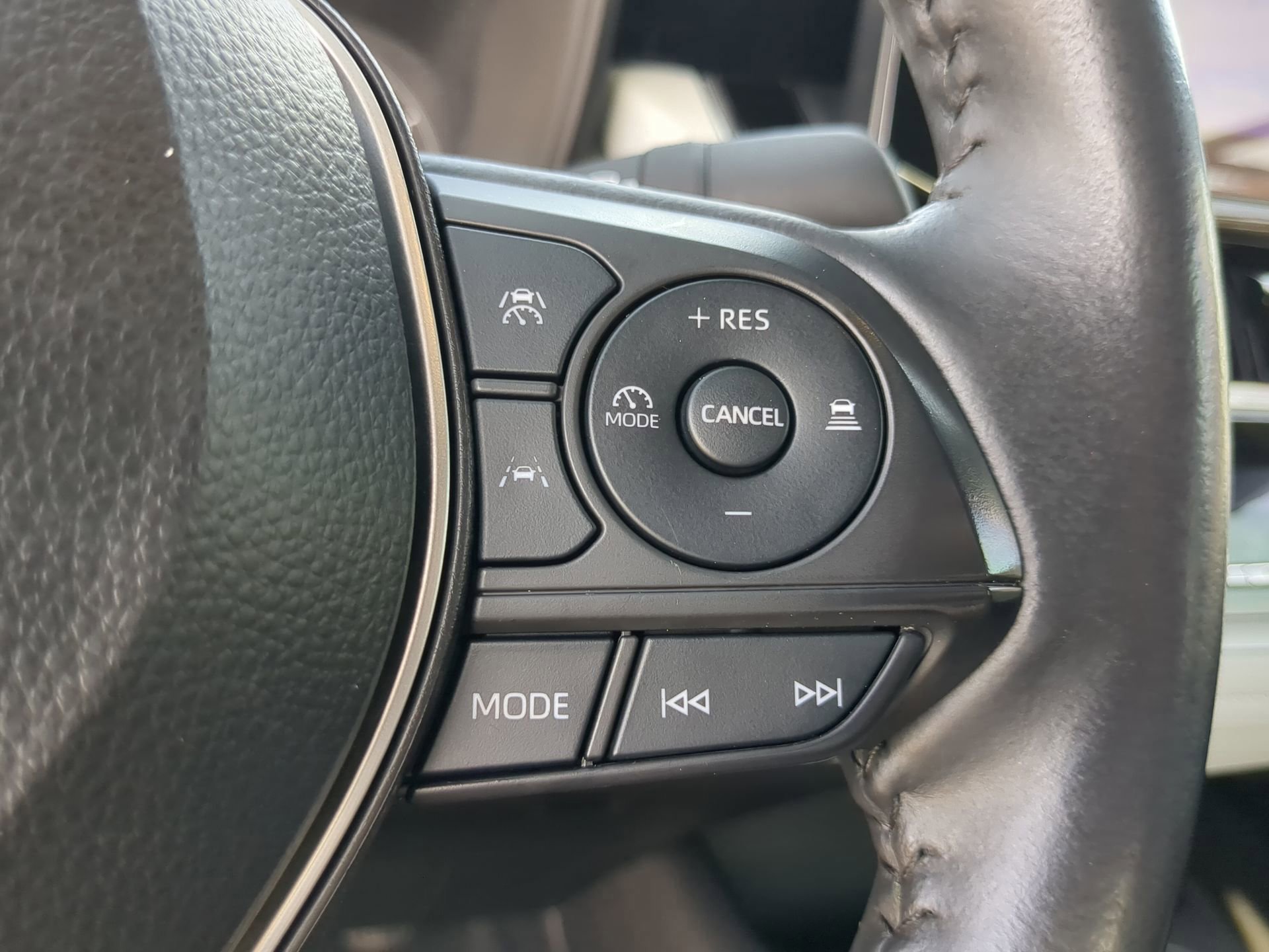 Used 2024 Toyota Corolla SE image 28