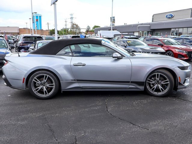 Certified 2025 Ford Mustang Premium w/ Wheel & Stripe Package RWD image 19