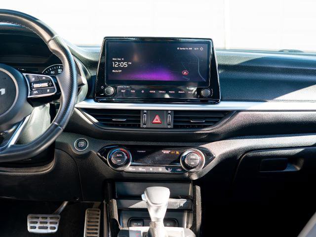 Used 2024 Kia Forte GT-Line w/ GT-Line Premium Package image 21