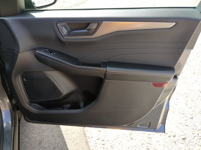 Certified 2024 Ford Escape Active w/ Cold Weather Package FWD image 33