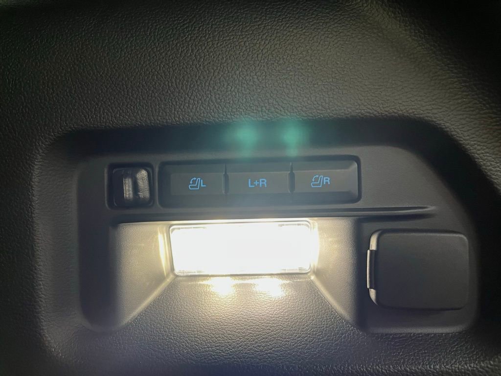 Certified 2025 Ford Explorer ST w/ Sun And Sound Package image 15