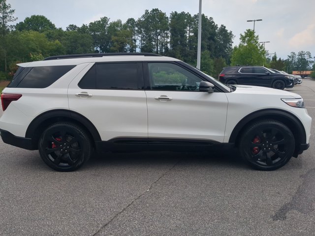 Certified 2023 Ford Explorer ST w/ Equipment Group 401A AWD/4WD image 3
