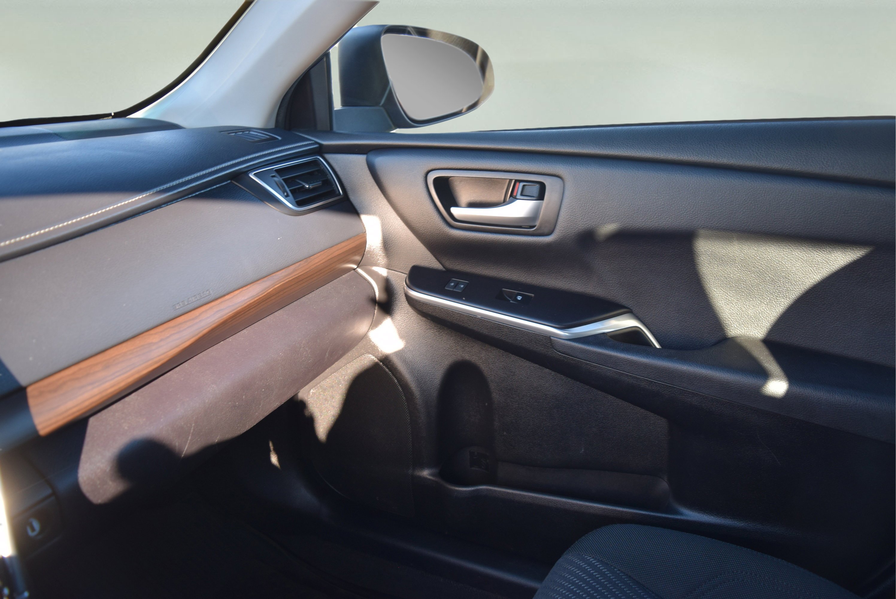 Used 2017 Toyota Camry LE image 13