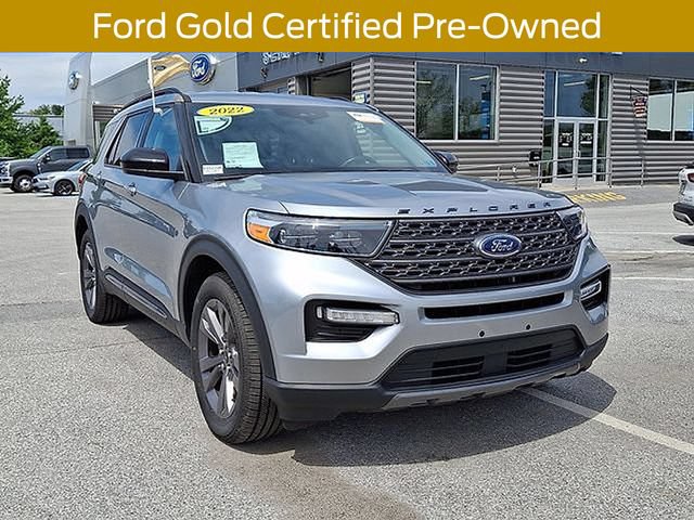 Certified 2022 Ford Explorer XLT w/ Equipment Group 202A AWD/4WD image 8