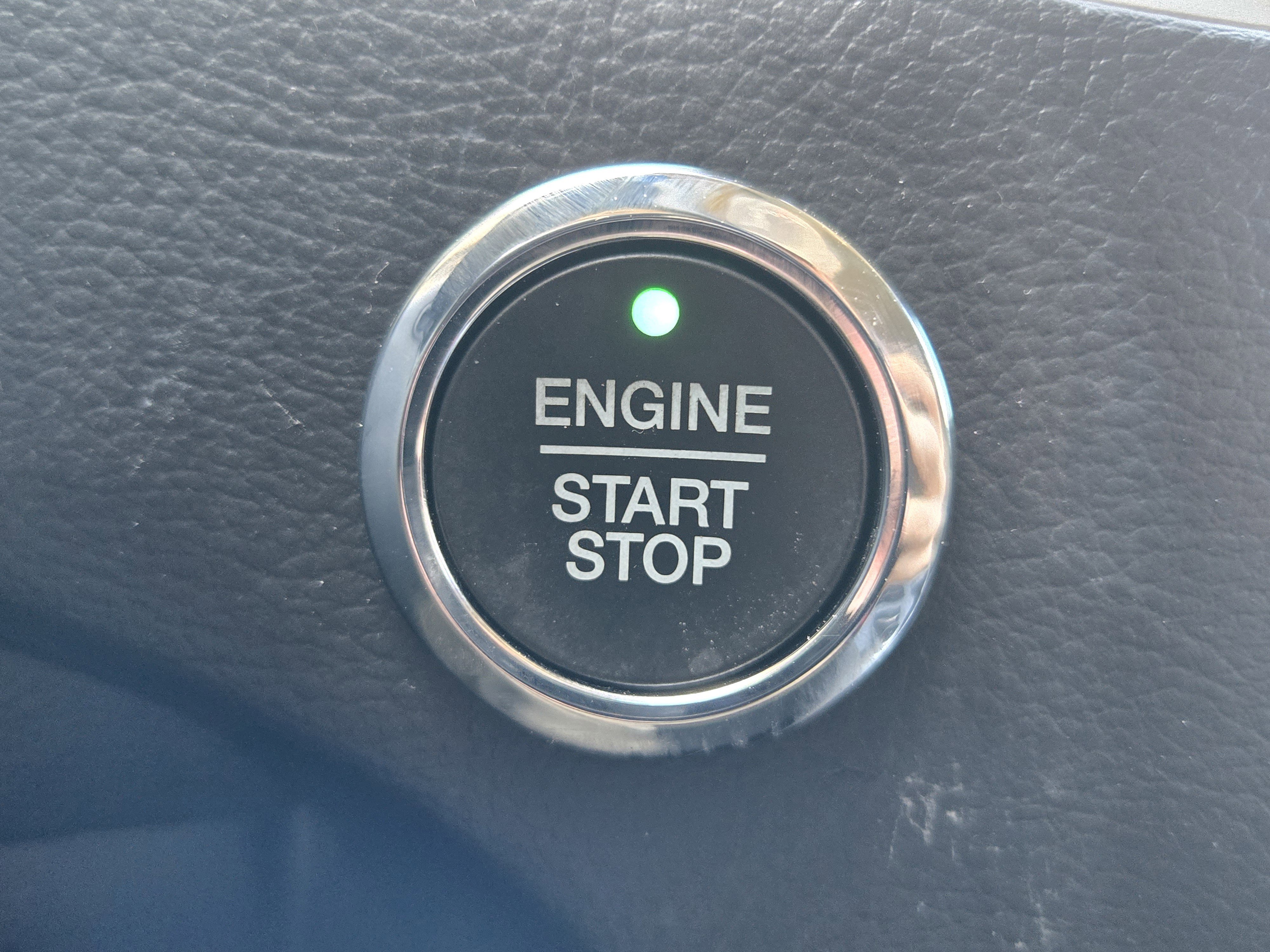 Certified 2021 Ford Edge SEL image 16