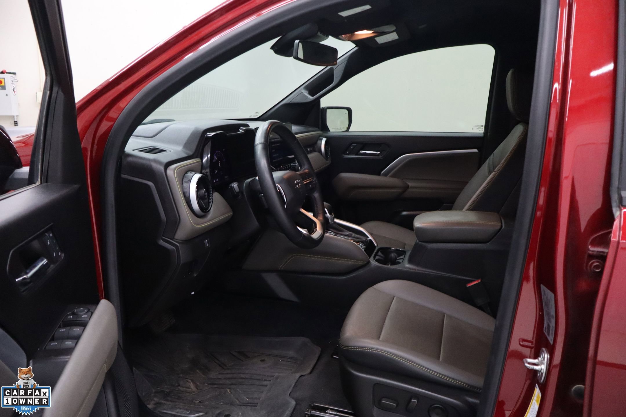 Used 2024 Chevrolet Colorado ZR2 w/ ZR2 Convenience Package III AWD/4WD image 26