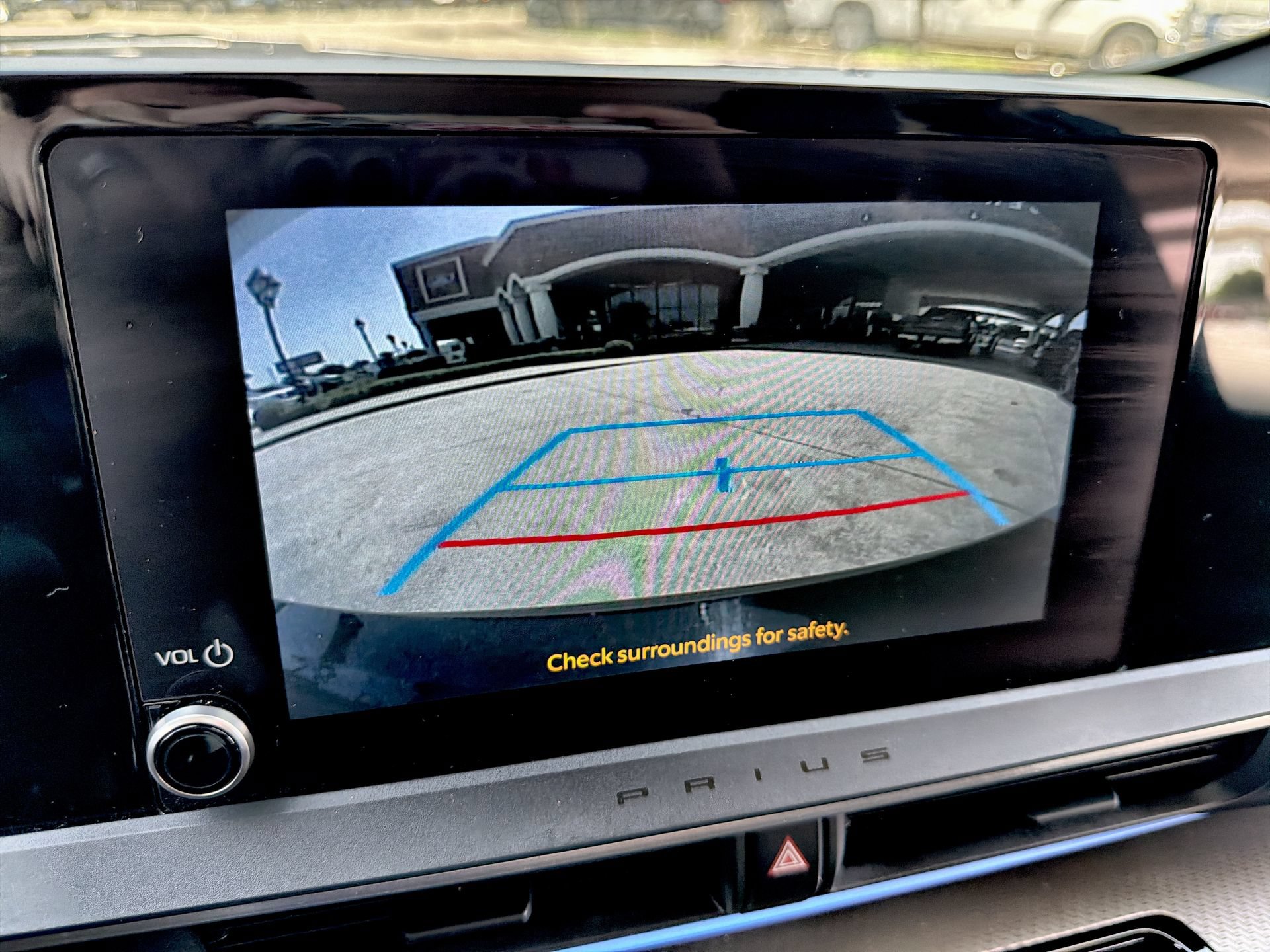Used 2024 Toyota Prius XLE FWD image 17