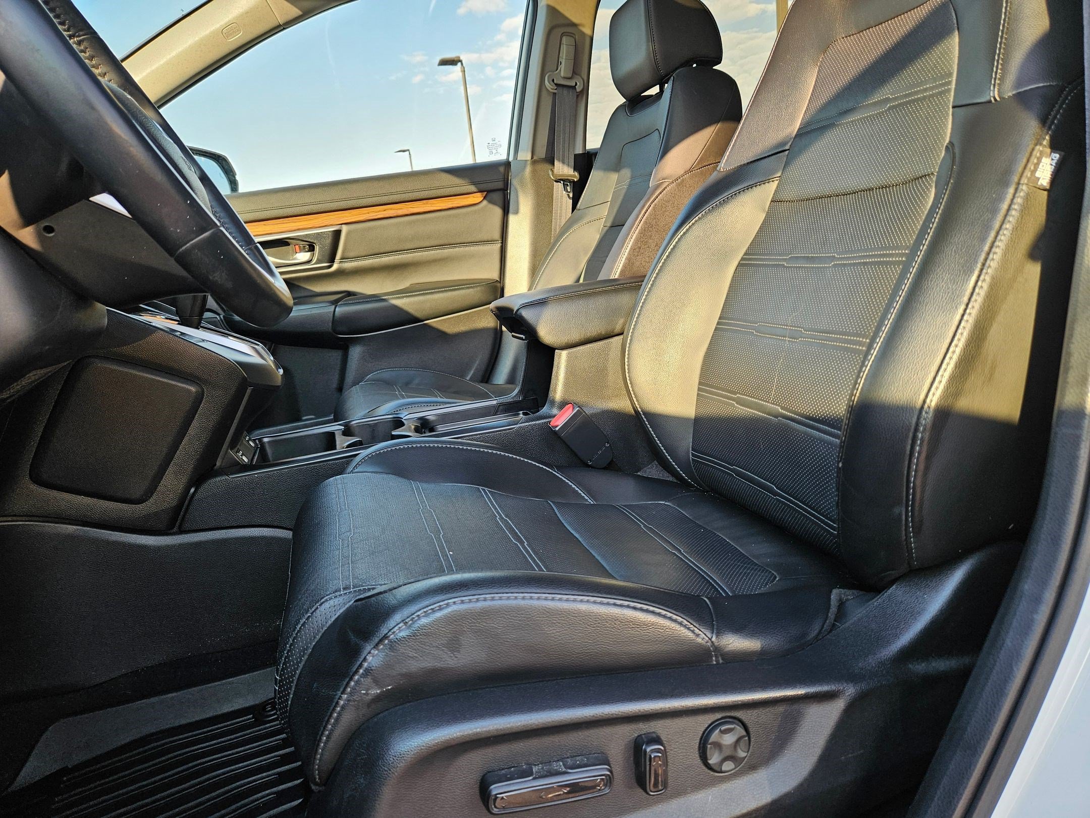 Used 2020 Honda CR-V EX-L image 17