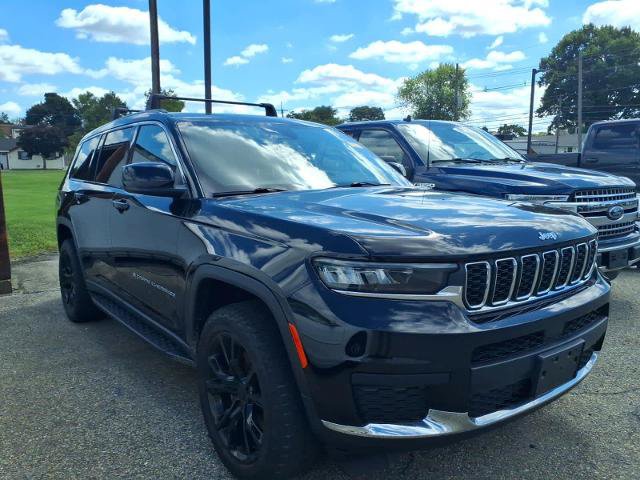 Used 2022 Jeep Grand Cherokee L Laredo w/ Luxury Tech Group I AWD/4WD image 1