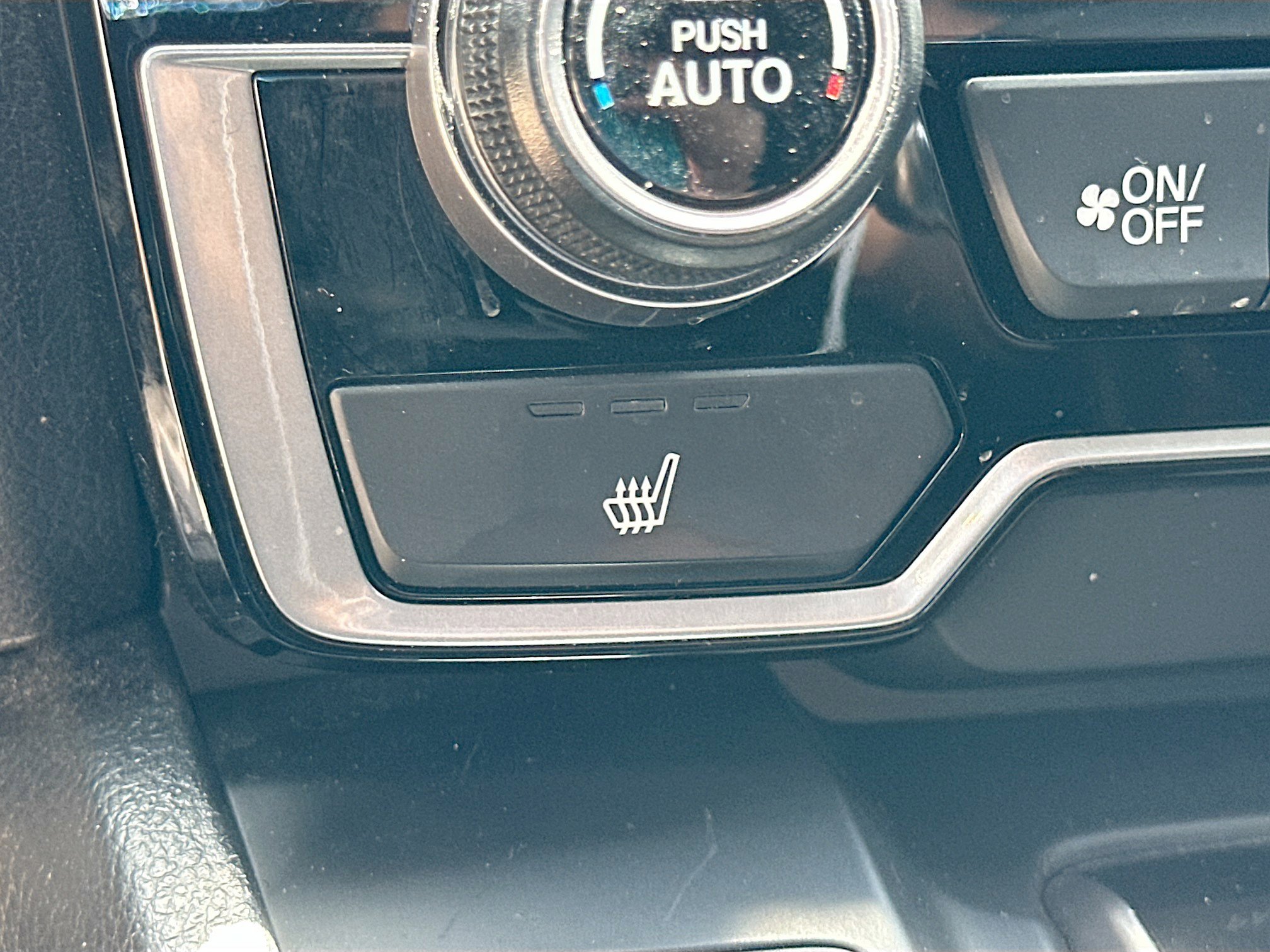 Used 2018 Honda CR-V EX image 19