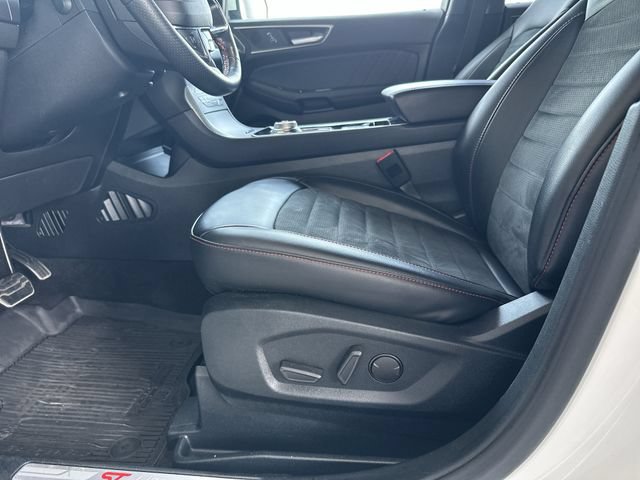 Certified 2020 Ford Edge ST-Line FWD image 13