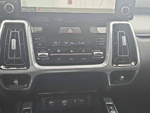 Used 2023 Kia Sorento SX AWD/4WD image 23