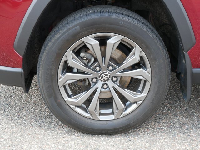 Used 2022 Toyota RAV4 Limited AWD/4WD image 9