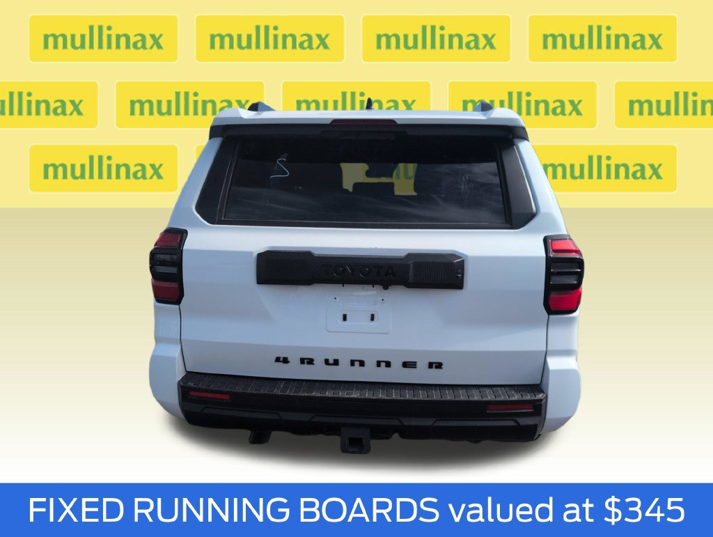 Used 2025 Toyota 4Runner SR5 AWD/4WD image 31