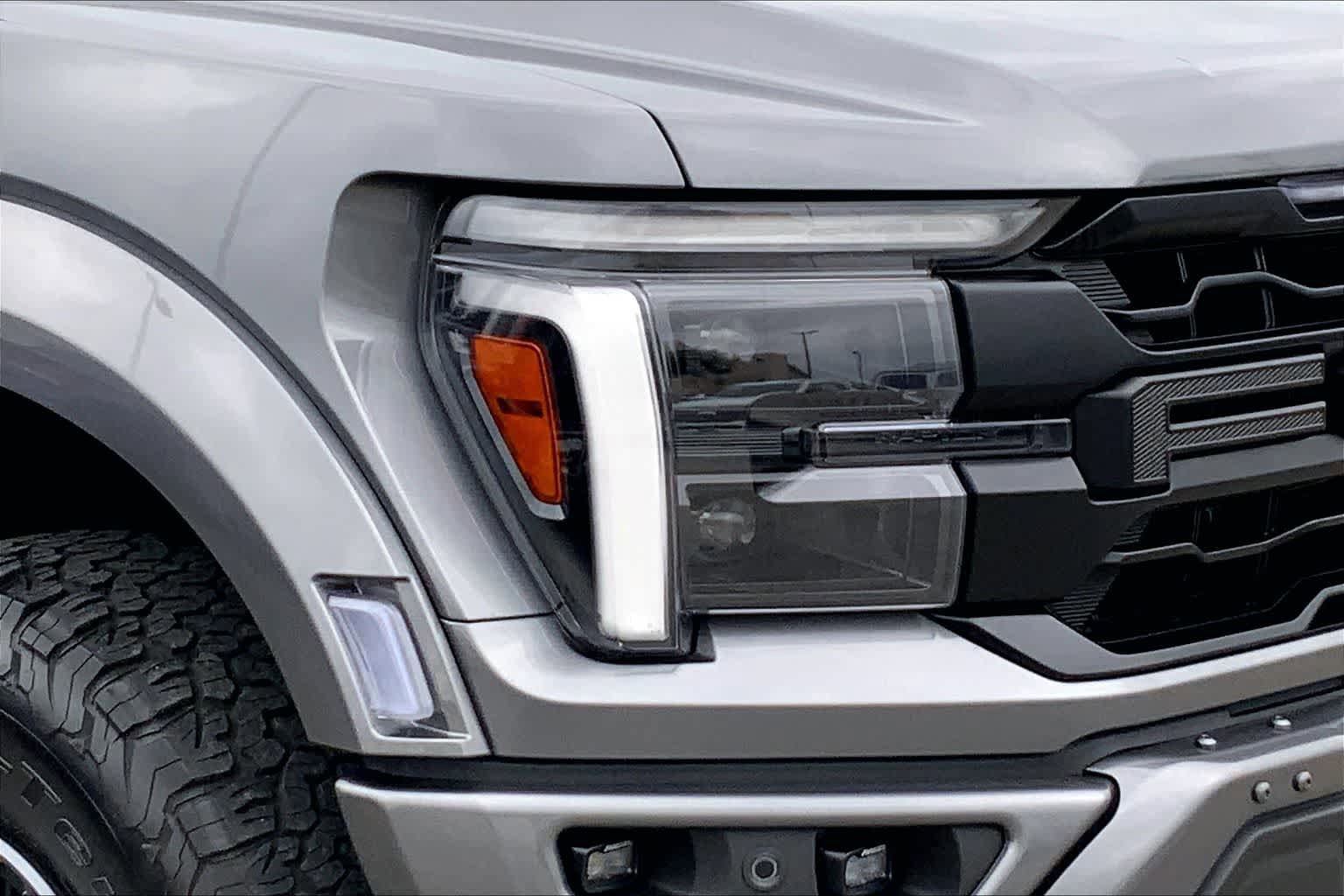 Certified 2025 Ford F150 Raptor w/ Equipment Group 803A Raptor R AWD/4WD image 25