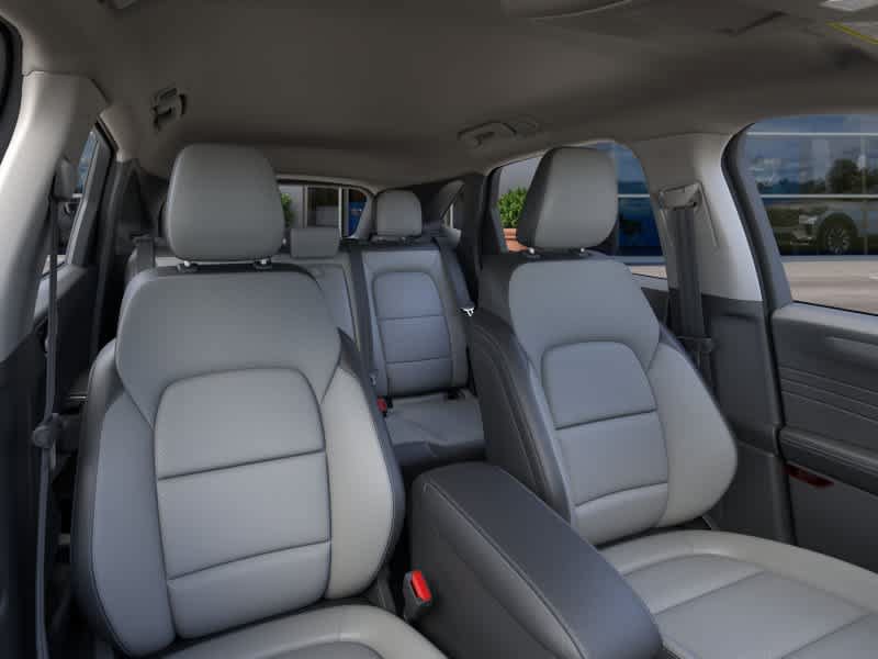 Certified 2025 Ford Escape SE FWD image 19