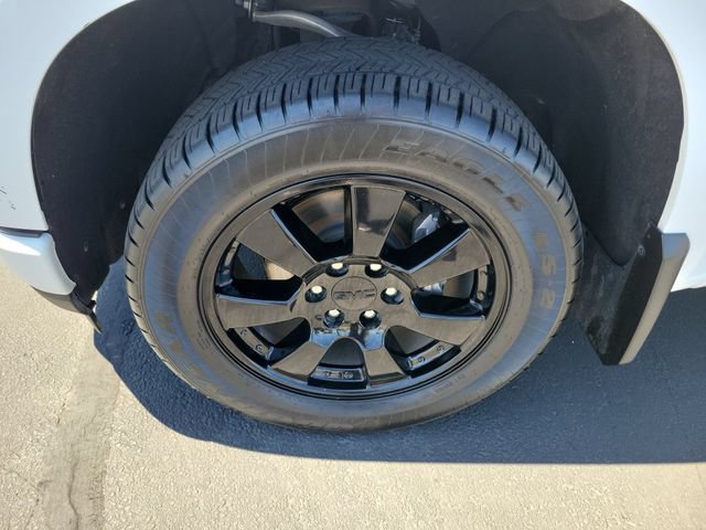 Used 2022 Chevrolet Silverado 1500 RST AWD/4WD image 31