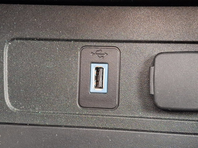 Certified 2018 Ford Escape SE w/ SE Sync 3 Package image 25