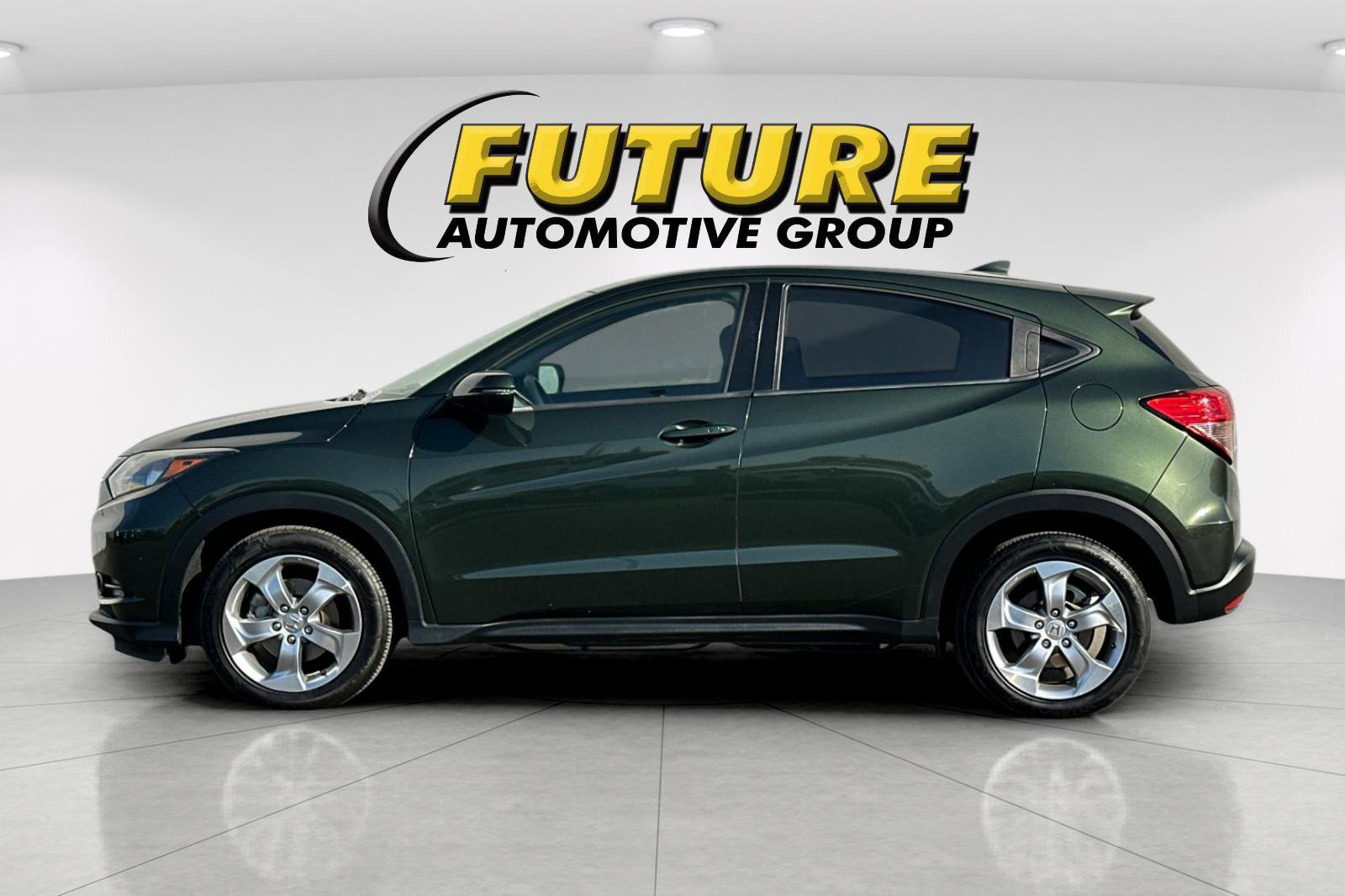 Used 2017 Honda HR-V EX image 6
