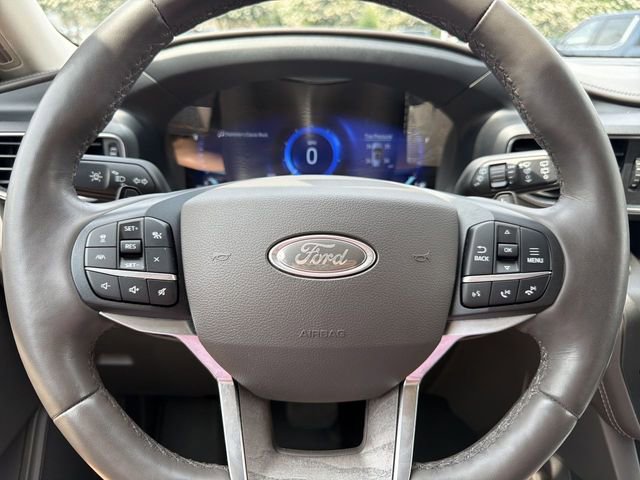 Certified 2020 Ford Explorer Platinum w/ Premium Technology Package AWD/4WD image 14