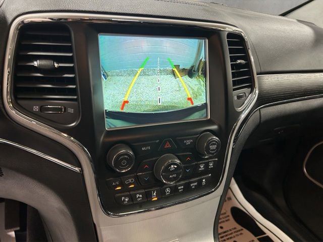 Used 2018 Jeep Grand Cherokee Summit AWD/4WD image 18