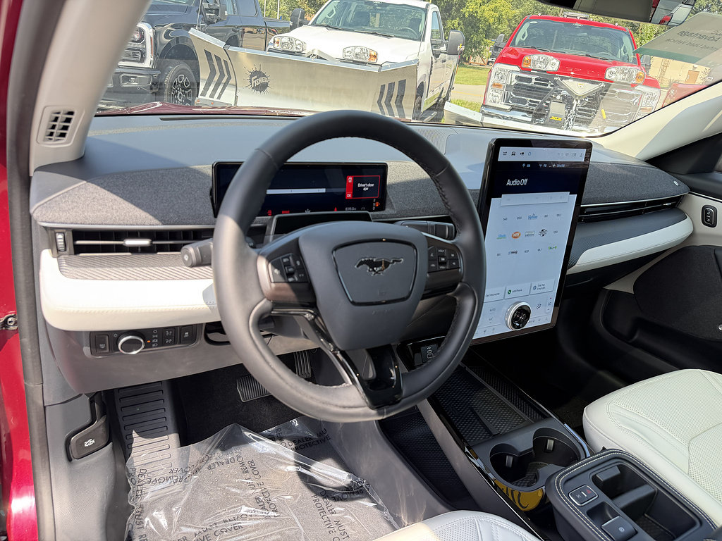 Certified 2025 Ford Mustang Mach-E Premium AWD/4WD image 13