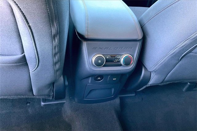 Certified 2025 Ford Explorer Active image 19