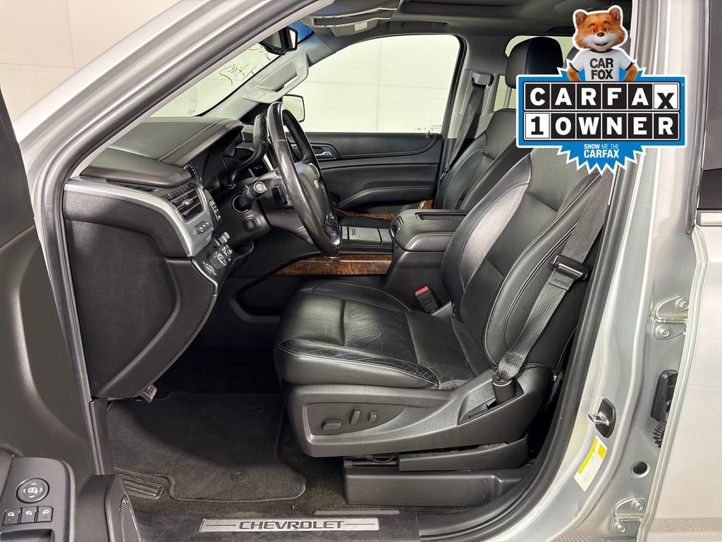 Used 2018 Chevrolet Suburban Premier image 32
