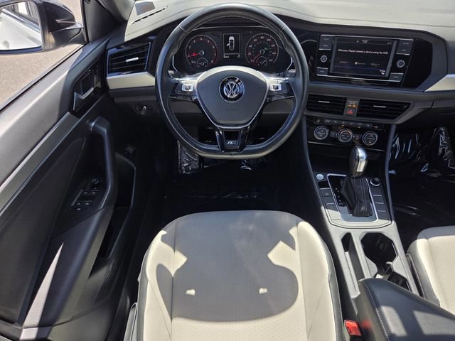 Used 2021 Volkswagen Jetta R-Line image 13