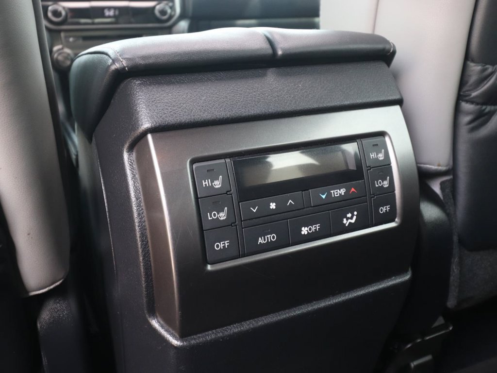 Used 2023 Lexus GX 460 w/ Black Line Special Edition AWD/4WD image 23