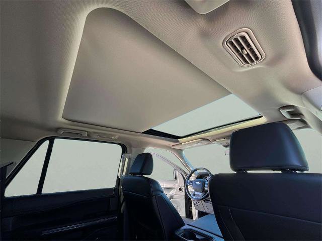 Certified 2022 Ford Expedition XLT image 17
