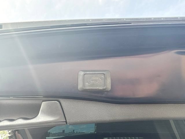 Used 2025 Toyota RAV4 XLE w/ Convenience Package FWD image 33