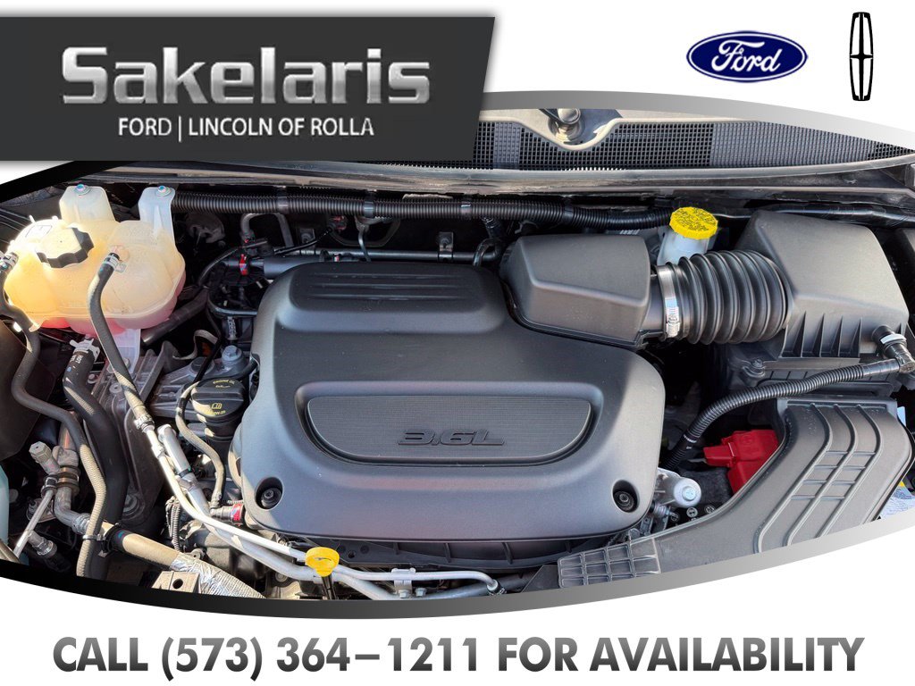 Used 2025 Chrysler Pacifica Select FWD image 49