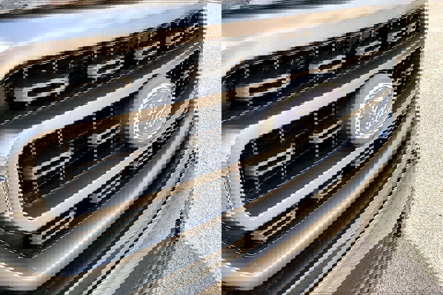 Certified 2022 Ford F150 XLT w/ Equipment Group 302A High image 32