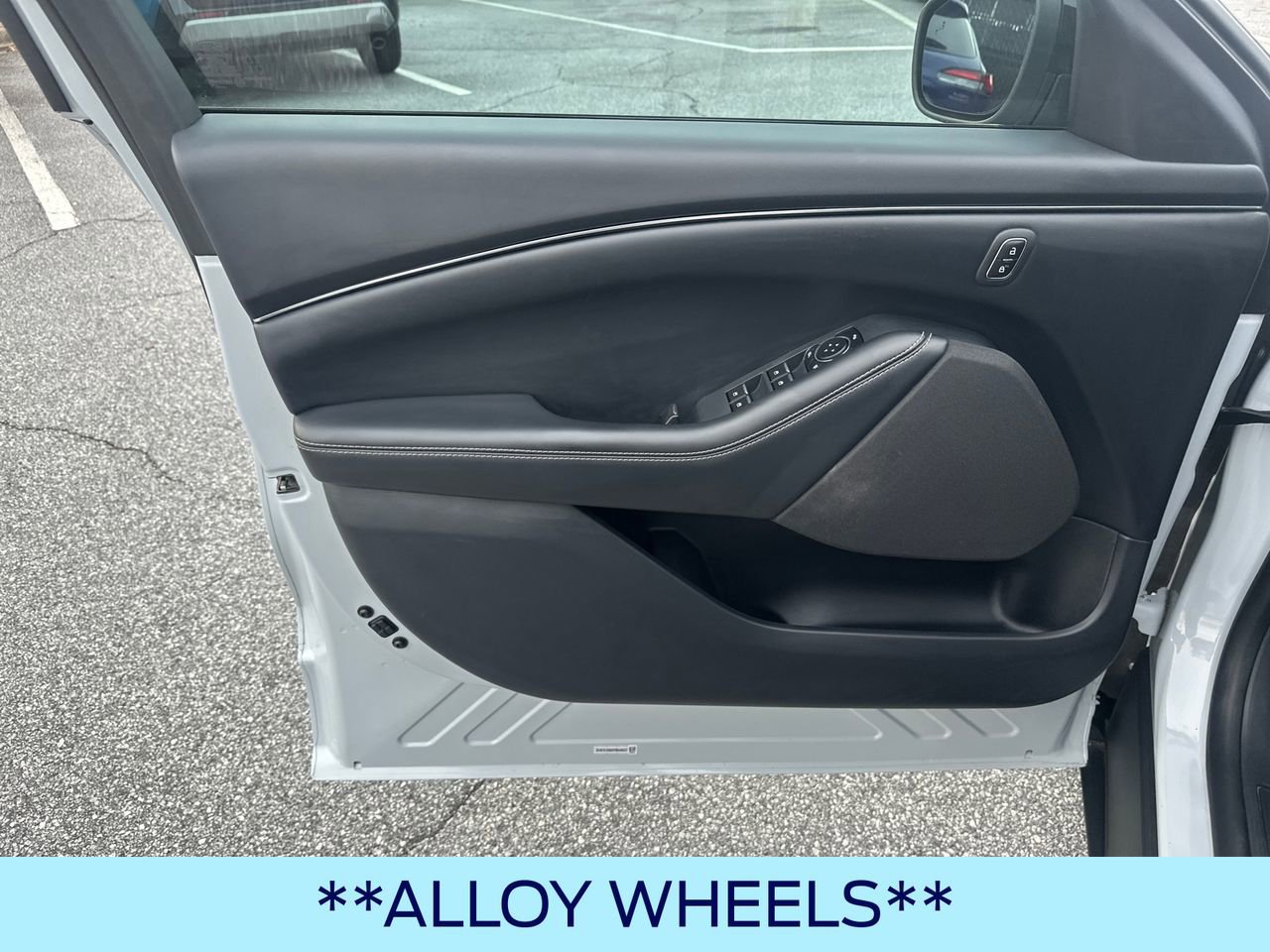 Certified 2023 Ford Mustang Mach-E Select image 11