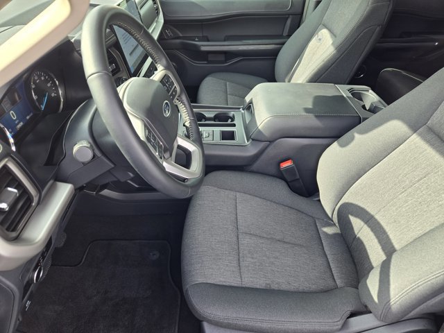 Certified 2024 Ford Expedition XLT RWD image 11