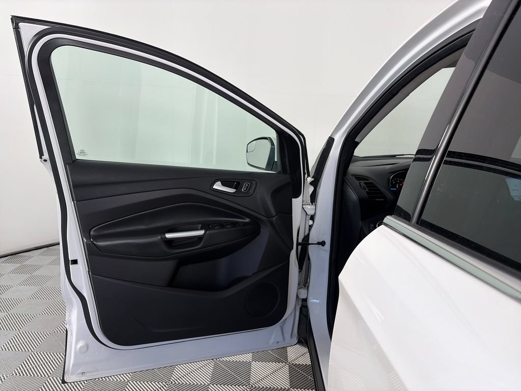 Certified 2019 Ford Escape SE AWD/4WD image 10