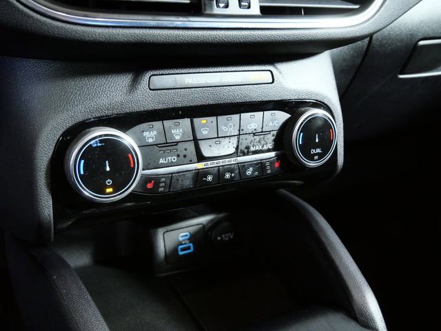 Certified 2022 Ford Escape Titanium w/ Class II Trailer Tow Package image 22