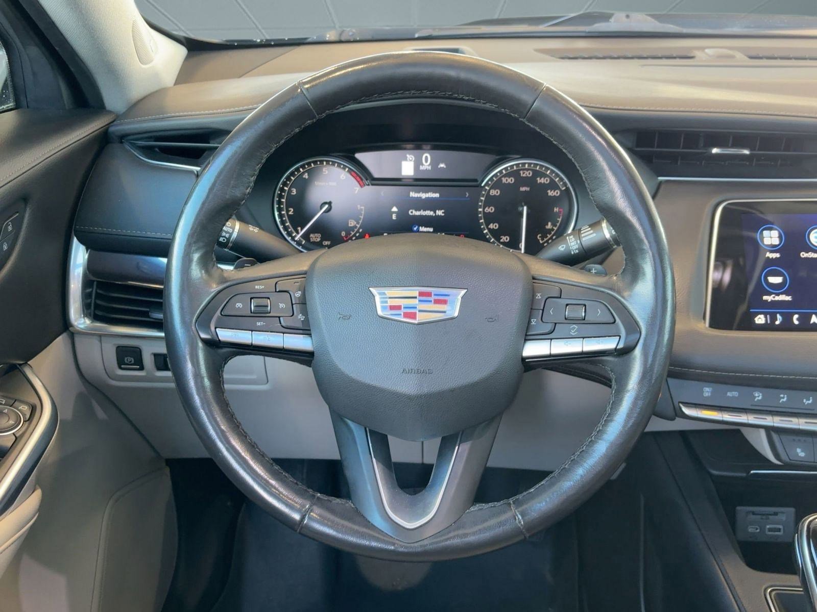 Used 2021 Cadillac XT4 Luxury w/ Cold Weather Package image 16