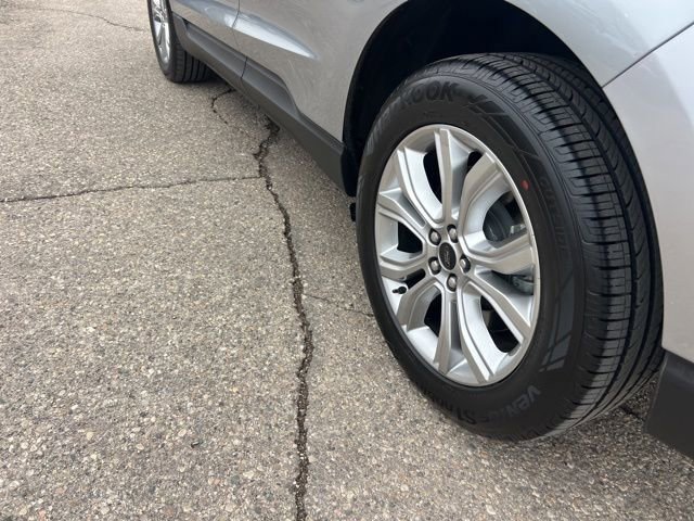 Certified 2024 Ford Edge Titanium w/ Equipment Group 301A image 29