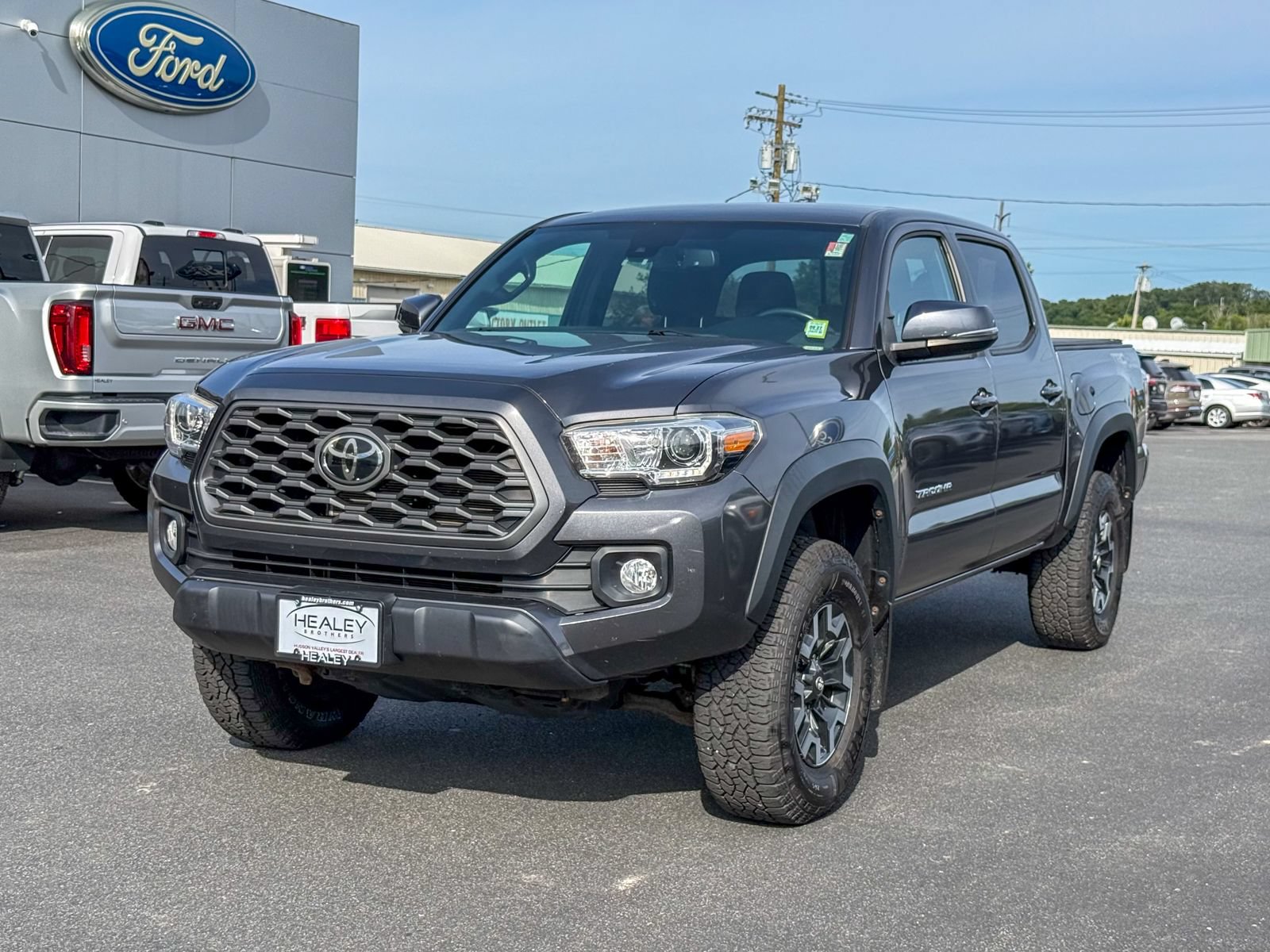 Used 2021 Toyota Tacoma TRD Off-Road AWD/4WD image 5