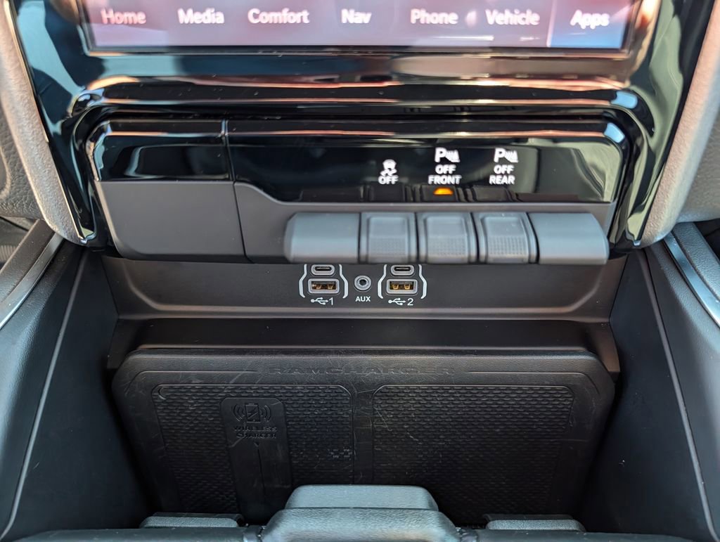 Used 2025 RAM 1500 Big Horn image 13