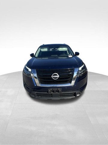 Used 2024 Nissan Pathfinder SV FWD image 3