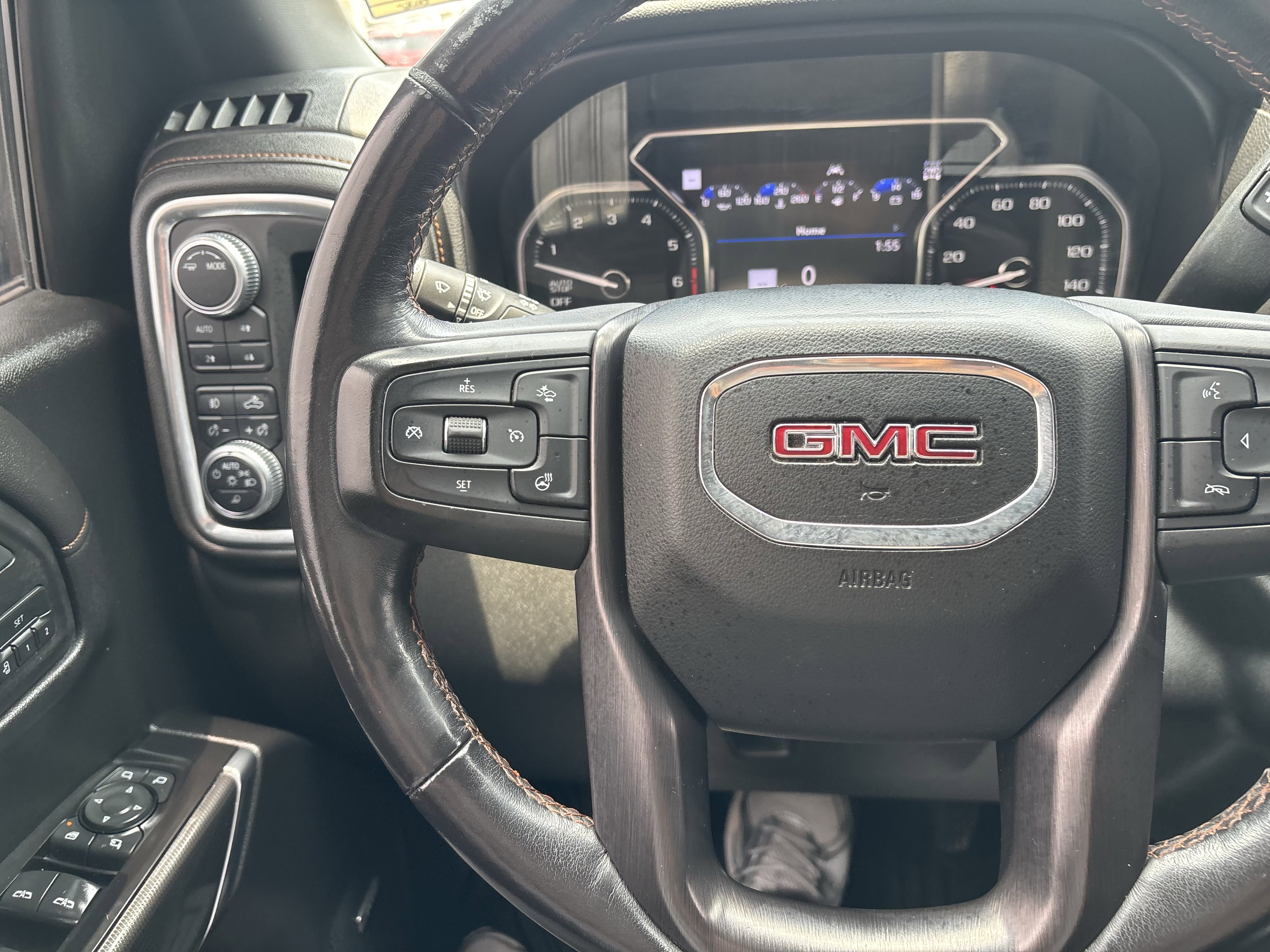 Used 2020 GMC Sierra 1500 AT4 w/ AT4 Premium Package AWD/4WD image 29